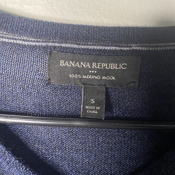 Banana Republic Merino Wool V Neck Sweater Blue Women Lightweight Size Small - Picture 5 of 8